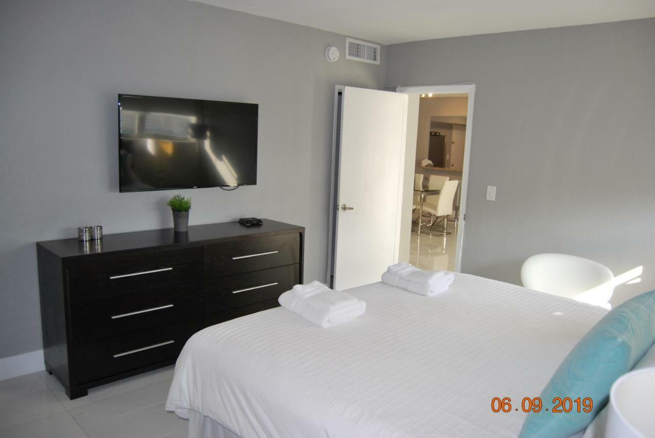 The Tides Apartment Hollywood Exterior photo